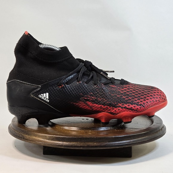 Adidas Predator Soccer Shoes Mens Size 7.5 Black Red FG Cleats 698001 Football